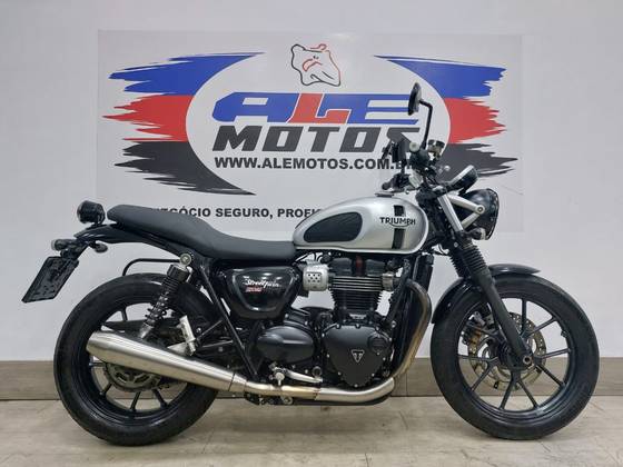 TRIUMPH STREET TWIN TRIUMPH STREET TWIN